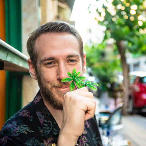 Ο Βασίλης Κεκάτος με τον... φοίνικα, © Θανάσης Καρατζάς