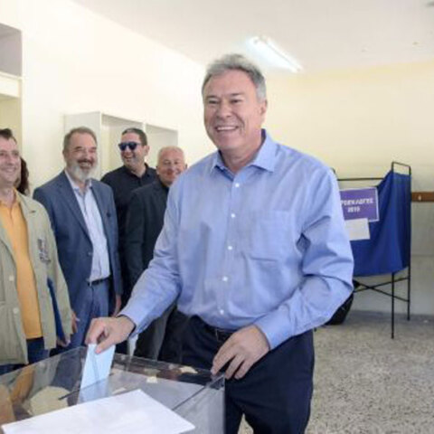 Γιάννης Σγουρός