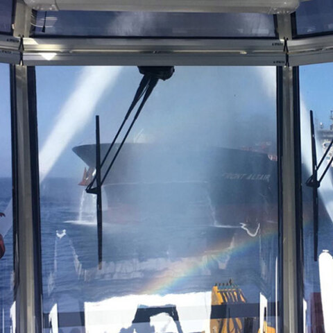 Επίθεση σε δεξαμενόπλοιο στη Θάλασσα του Ομάν