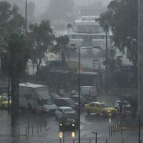 Χαλάζι στον Πειραιά