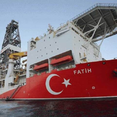 Το τουρκικό γεωτρύπανο «Πορθητής» ©EPA