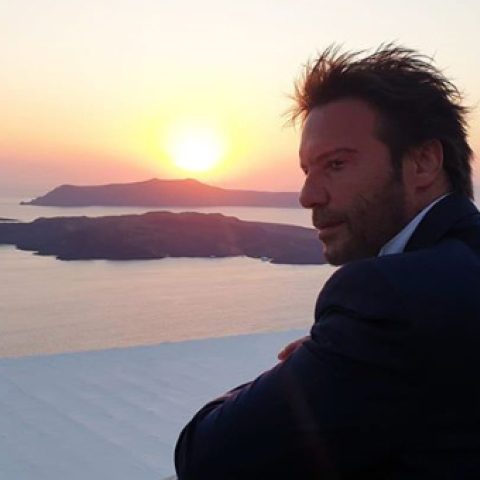 Στράτος Τζώρτζογλου