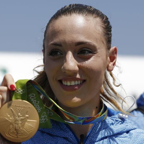 Άννα Κορακάκη