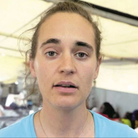 Καρόλα Ράκετε