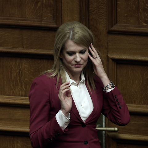 Θεοδώρα Τζάκρη