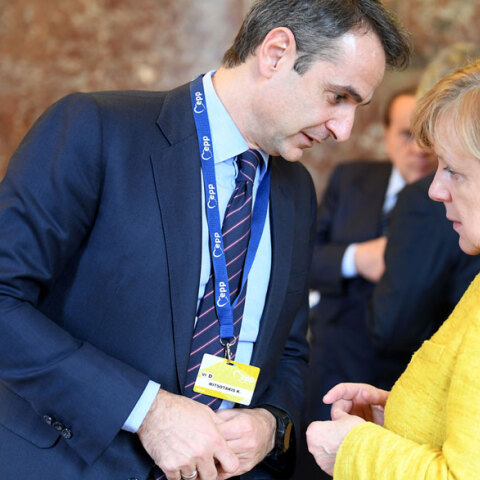 mitsotakis-merkel2323.jpg