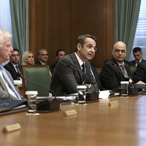 mitsotakis-ypourgiko1