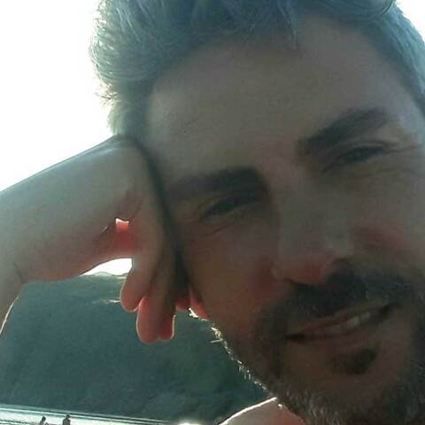 Μανώλης Παπουτσάκης