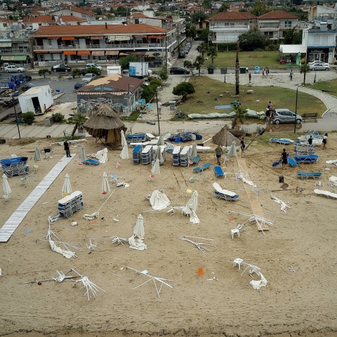 Kakokairia Xalkidiki Nekroi.jpg