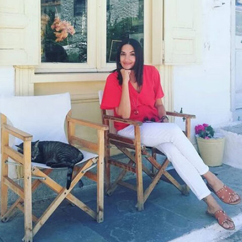 Νόνη Δούνια