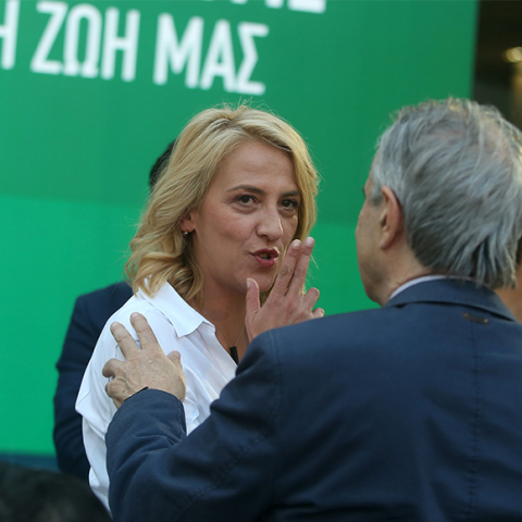 Ρένα Δούρου