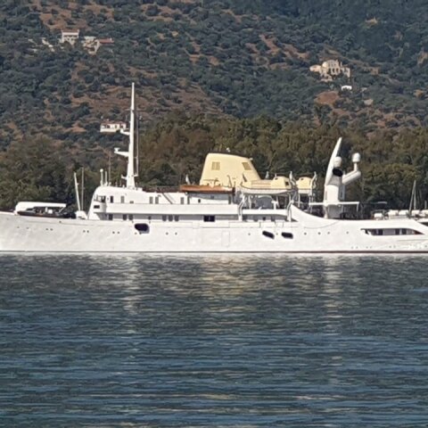 Στον Πόρο η θρυλική θαλαμηγός του Ωνάση «Χριστίνα» 