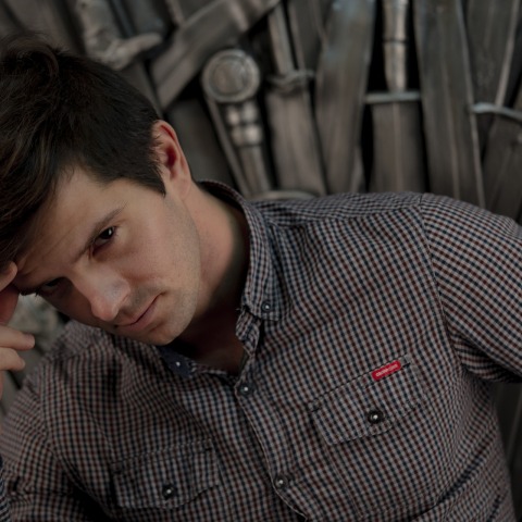 Φαγούρα στο κεφάλι: πού μπορεί να οφείλεται;