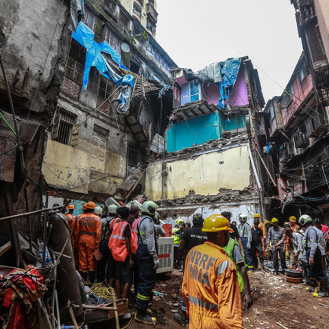Μουμπάι, κατάρρευση κτιρίου
