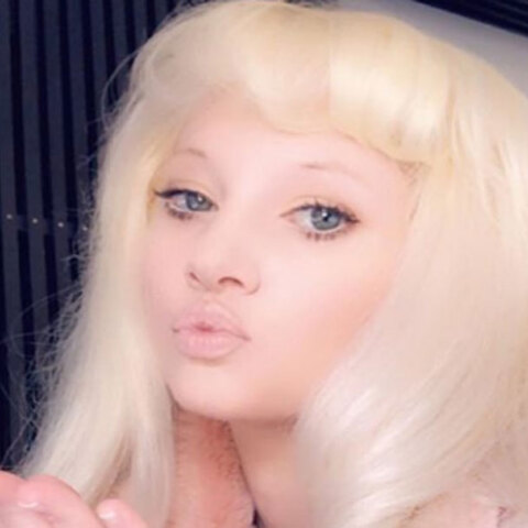 Τζούλια Αλεξανδράτου 