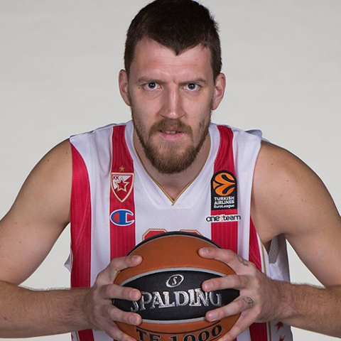 Όγκνιεν Κούζμιτς