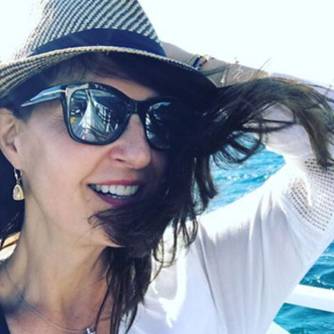 Νία Βαρντάλος