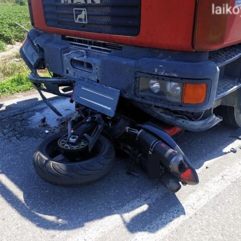 Θανατηφόρο τροχαίο φορτηγού με μοτοσικλέτα στην Ημαθία 