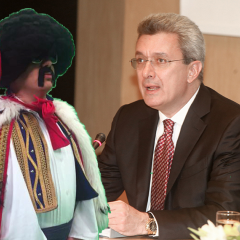 Τσολιάς της «Ελληνοφρένειας» - Νίκος Χατζηνικολάου