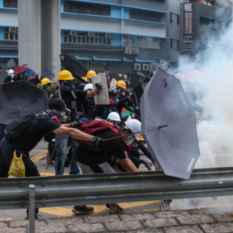 hong-kong-teargas