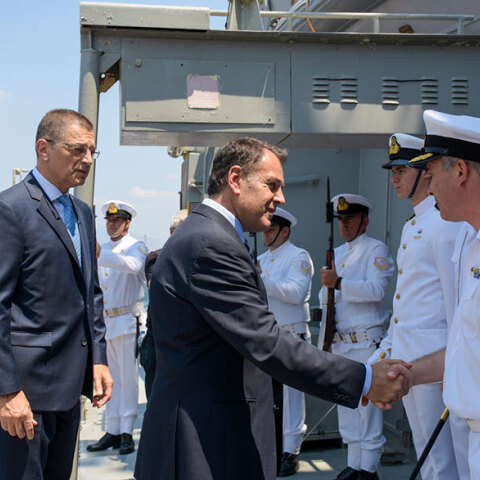 Ο υπουργός Εθνικής Άμυνας Νίκος Παναγιωτόπουλος στο Αρχηγείο Στόλου