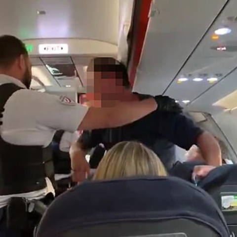 Επεισοδιακή πτήση της EasyJet