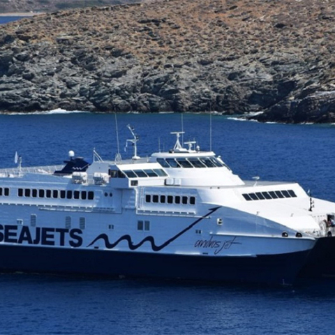 Την Τετάρτη αναμένεται το  «Andros Jet»
