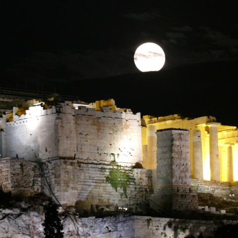 athens-moon