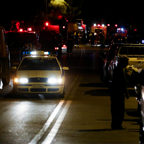 Φωτιά στον Διόνυσο 