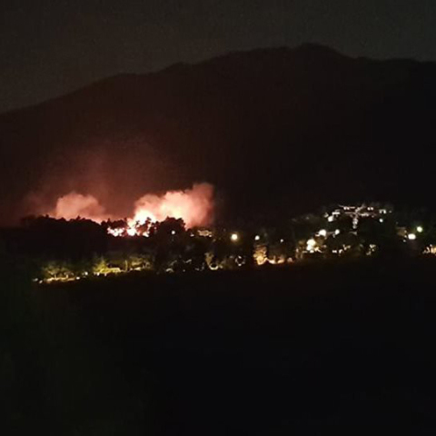 Φωτιά στον Διόνυσο