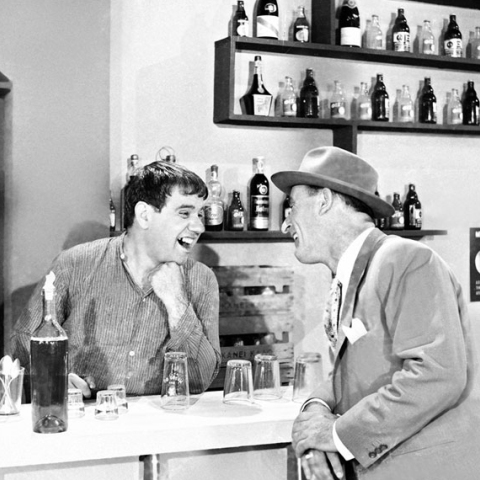 Γκιωνάκης - Σταυρίδης από την ταινία «Τα Κίτρινα Γάντια»