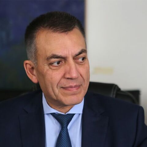 Γιάννης Βρούτσης 