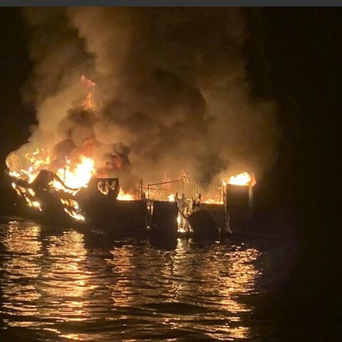 Κόλαση φωτιάς σε σκάφος στη Σάντα Κρουζ, Καλιφόρνια 