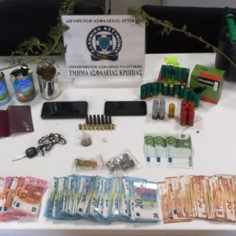 Σύλληψη για κατοχή και διακίνηση ναρκωτικών