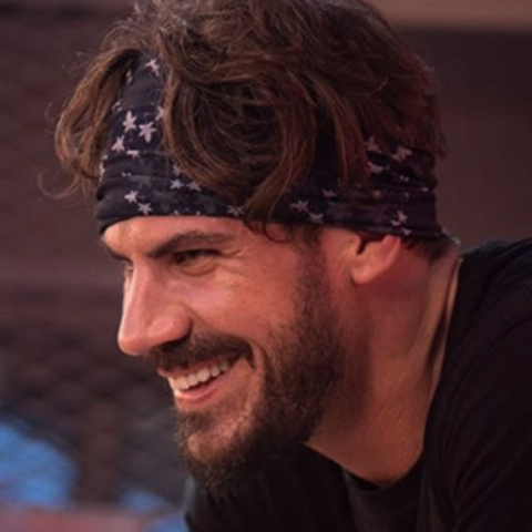 Άκης Πετρετζίκης