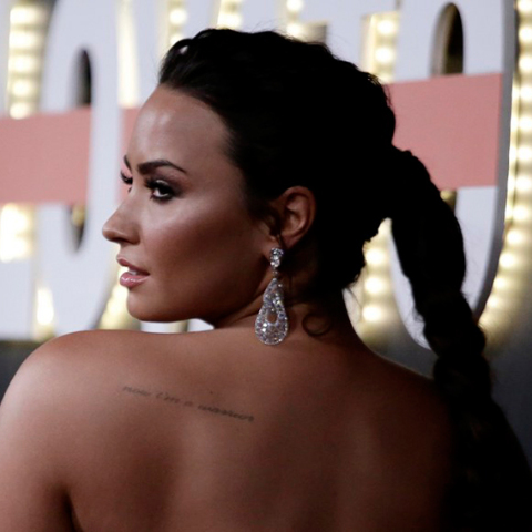 Ντέμι Λοβάτο