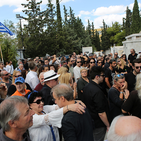 Κηδεία Λαυρέντη Μαχαιρίτσα