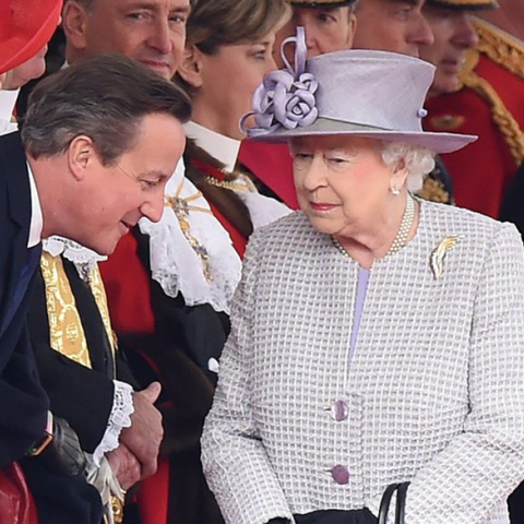 Βασίλισσα Ελισάβετ, Ντέιβιντ Κάμερον