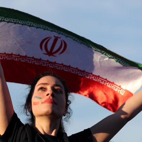 Ιρανή φίλαθλος της Εθνικής ποδοσφαίρου