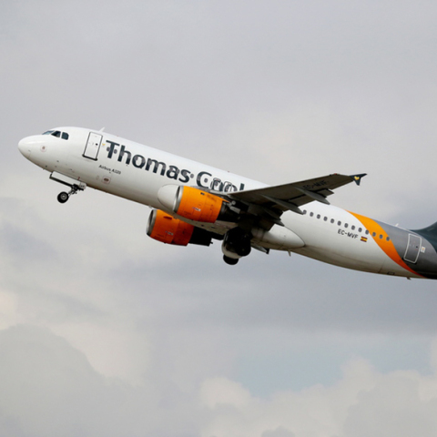 Αναχωρήσεις Thomas Cook