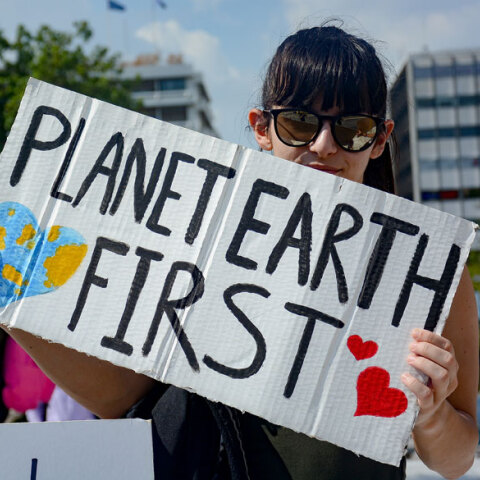 Μαθητική πορεία για το κλίμα στο κέντρο της Αθήνας