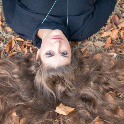 Φθινοπωρινή ανασύνταξη. Η Δέσποινα Κουτσομητροπούλου γράφει για τα φθινοπωρινά μυστικά ομορφιάς.