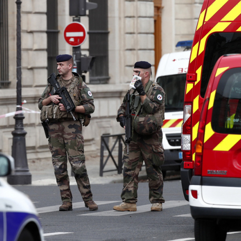 Επίθεση στο Παρίσι