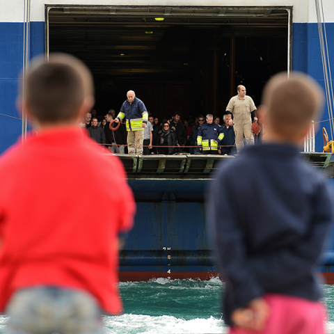 Πειραιάς, άφιξη προσφύγων