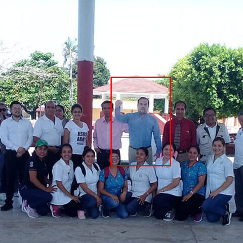 Viral ο «χάρτινος» δήμαρχος σε πόλη του Μεξικού