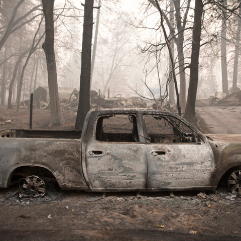 Πύρινη κόλαση στην Καλιφόρνια
