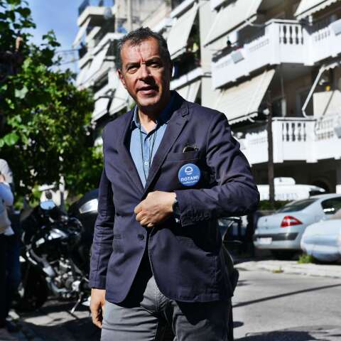 Stavros Theodorakis Potami.jpg