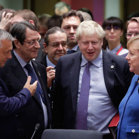 Οι «27» και ο Μπόρις Τζόνσον