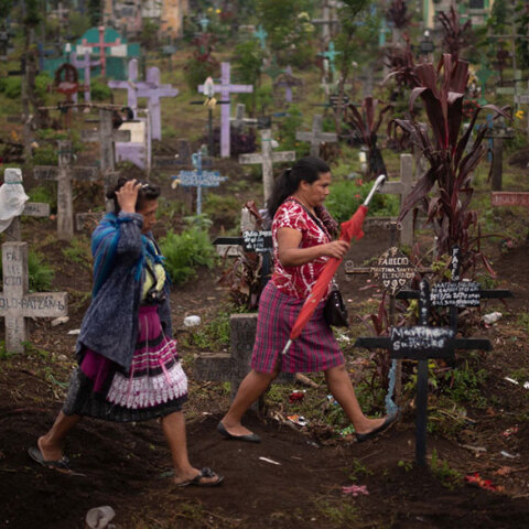 guatemala-cemetery