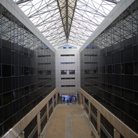 Εσωτερική άποψη του κτιρίου πρώην ΚΕΡΑΝΗ 